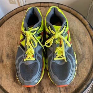 Mens NEW BALANCE RUNNING SHOE